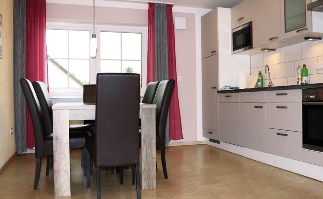 Möblierte Ferienwohnung in Egenhofen bei Fürstenfeldbruck - Nutzung auch als Business-Apartment möglich.