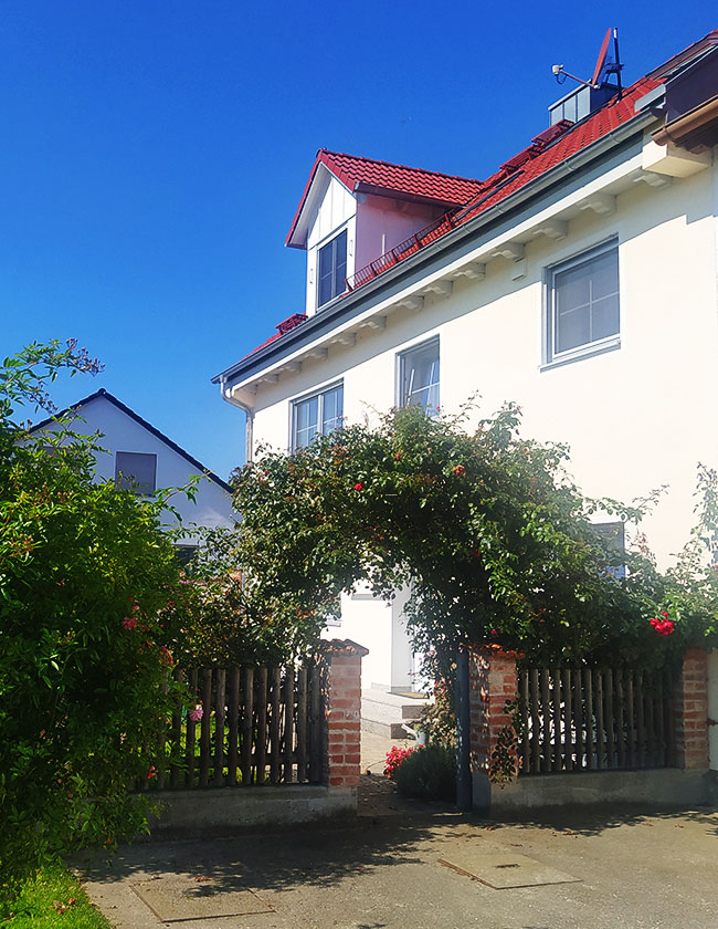 Buchen Sie eine Ferienwohnung am Weberhof für flexible Freizeitgestaltung beim Aufenthalt in München oder Augsburg.
